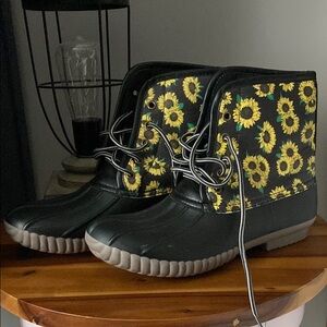 Simply Southern Black and Yellow Sunflower Boots